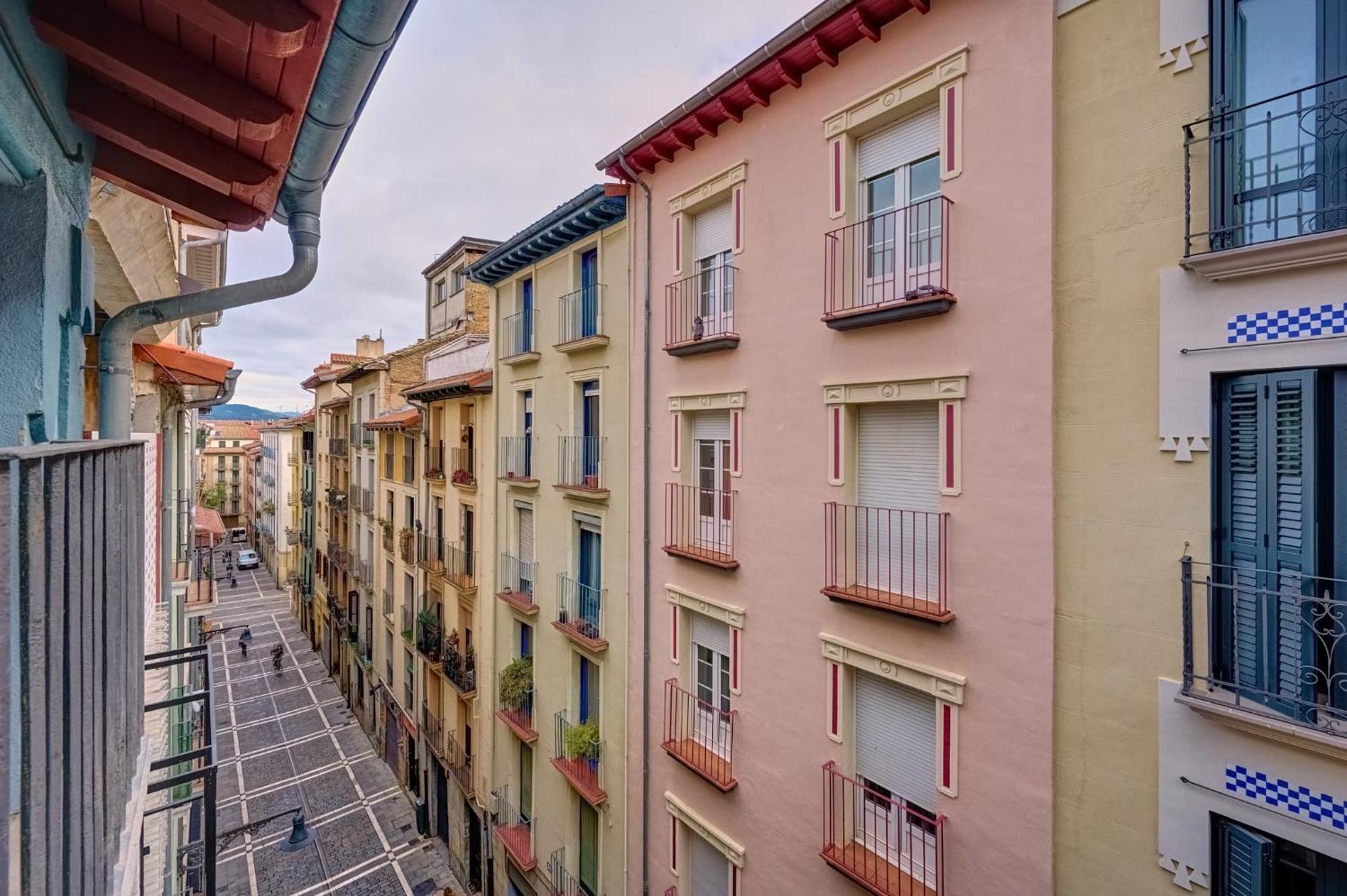 Heart Of I By Clabao Apartment Pamplona